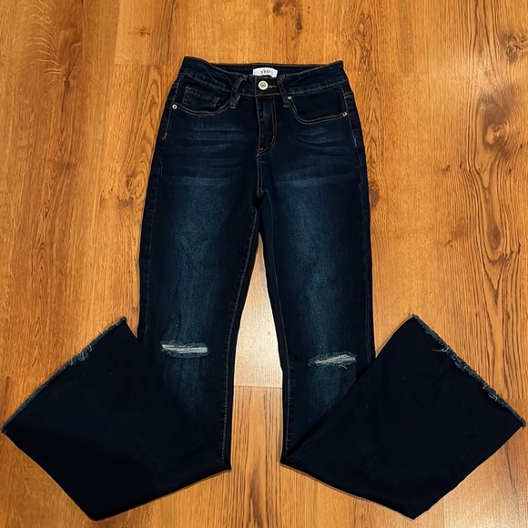YMI Jeans - Picture 4 of 8